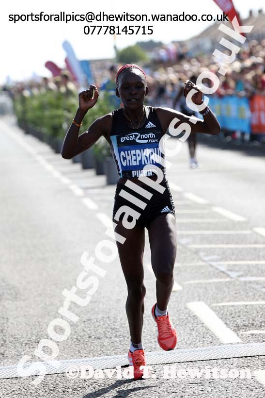 Womens Great North Run. Photo: David T. Hewitson/Sports for All Pics